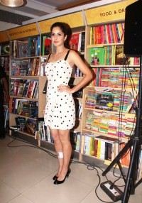 Katrina Kaif attends RAAJNEETI book launch 10