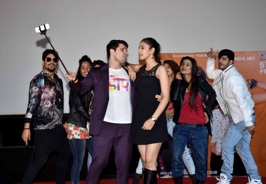 Girish Kumar and Navneet Dhillon perform at the trailer launch of 'Loveshhuda'