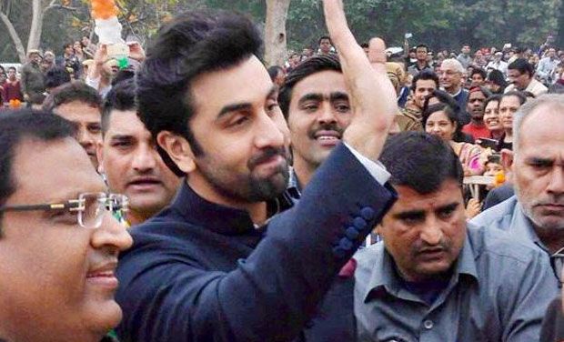 Ranbir Kapoor waving to his fans