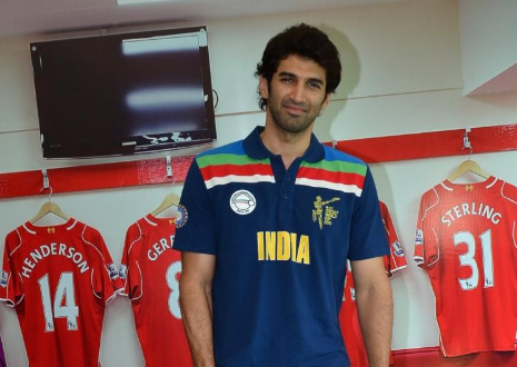 Aditya Roy Kapur at a football event