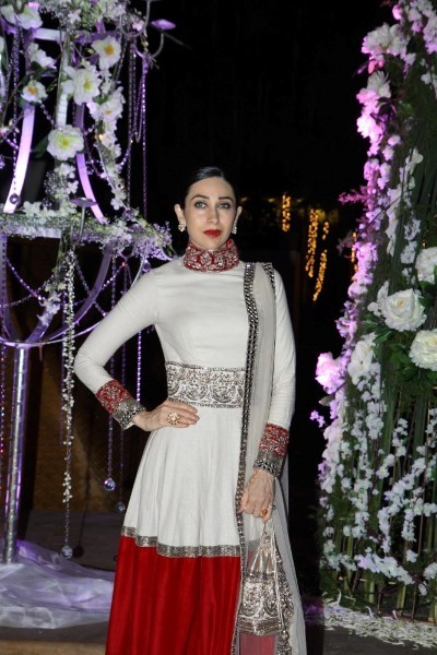 Karisma Kapoor looking stunning at Manish Malhotra's niece Riddhi's sangeet function