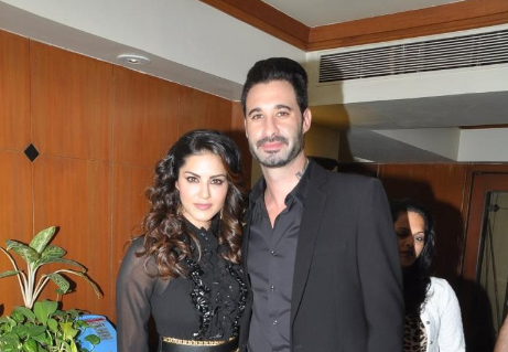 Sunny Leone with her husband at a deo launch