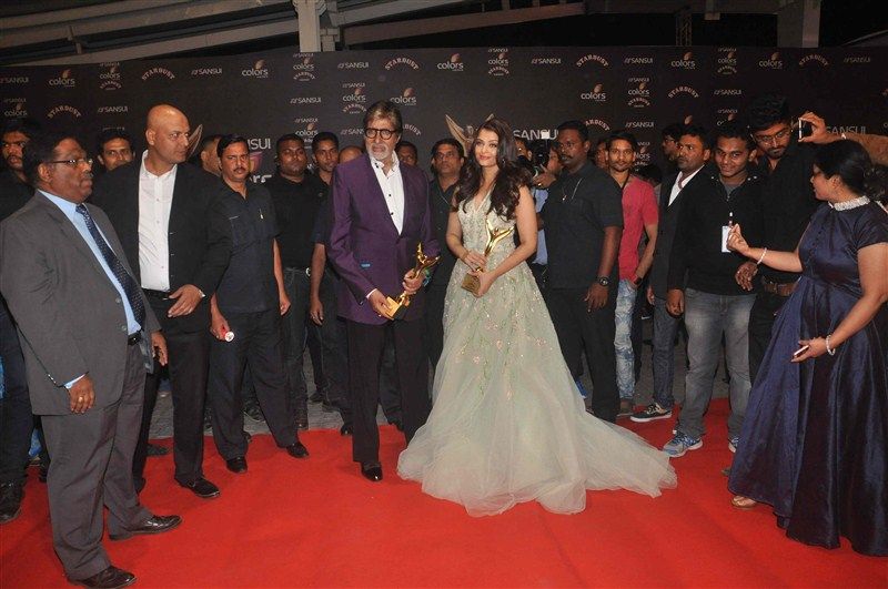Amitabh Bachchan and Aishwarya Rai Bachchan at Stardust Awards 2015