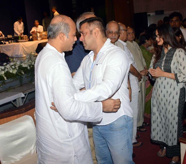 Salman Khan with Sooraj Barjatya