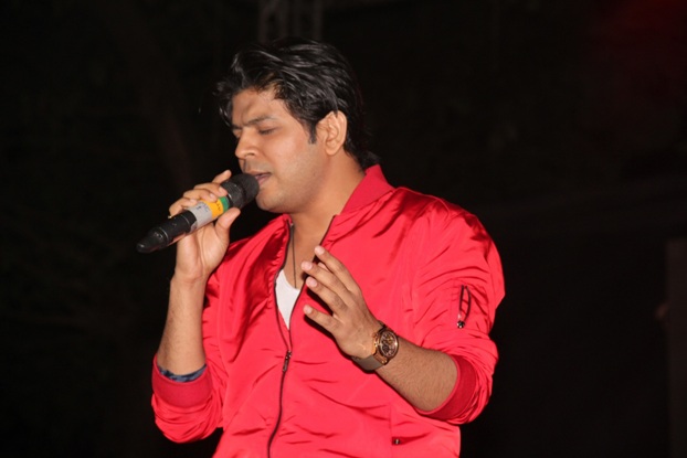 Ankit Tiwari at 'Sanam Re' music concert