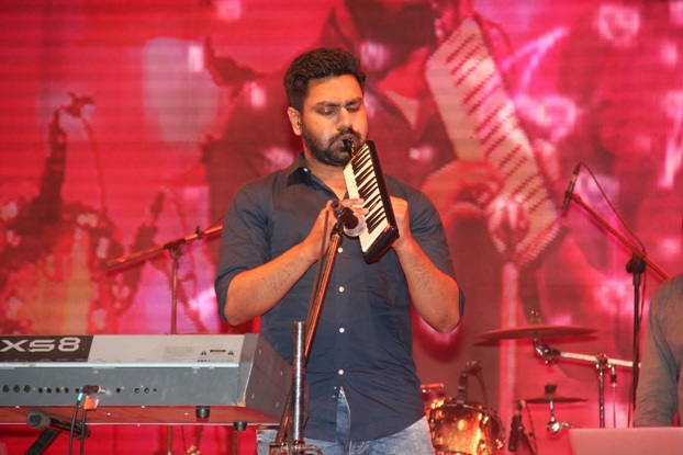 Mithoon at 'Sanam Re' music concert