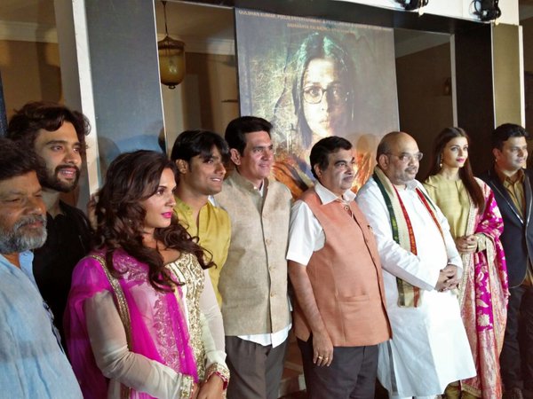 Aishwarya Rai Bachchan, Richa Chadha and others at 'Sarbjit' poster launch