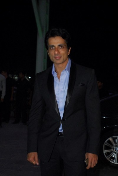 Sonu Sood looking hot at Shirin Morani's wedding