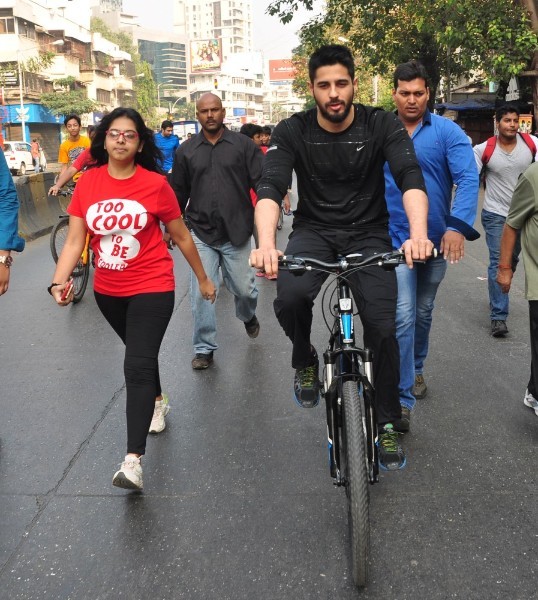 Sidharth Malhotra cycles in the streets of Mumbai for The Equal Street Movement