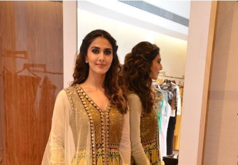 Vaani Kapoor at AZA store launch