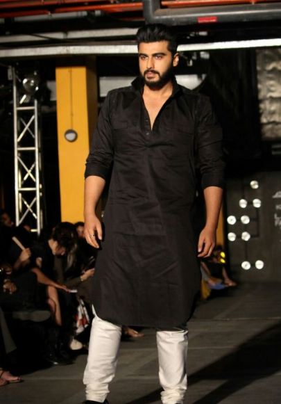 Arjun Kapoor Slays It As He Walks On The Prestigious Ramp