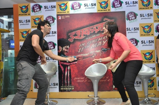 Arjun & Parineeti promotes ISHAQZAADE 7