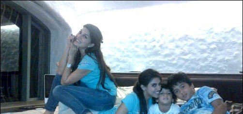 Housefull 2 girls enjoys high tea party 4