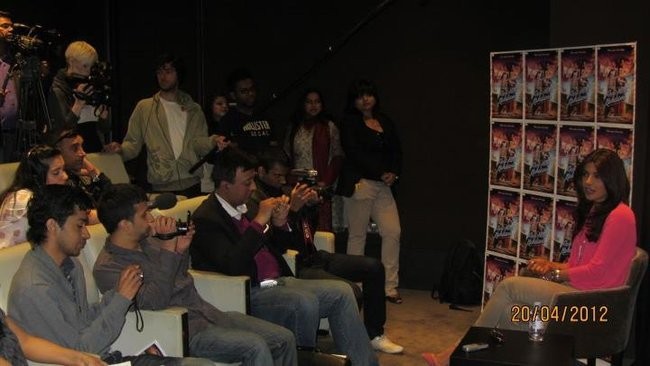 Priyanka Chopra promotes Teri Meri Kahaani In US 4