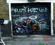 SRK shoots for romantic shots in UK for his next Yash Raj film 4