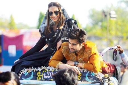 1st Day Early Box Office Collection Trends Of WELCOME TO KARACHI