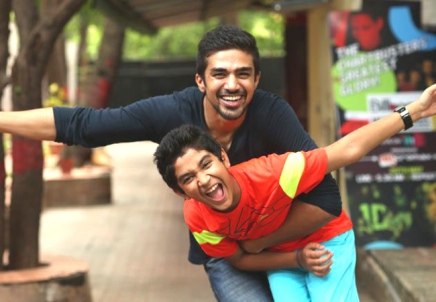 1st Weekend Box Office Collection Of HAWAA HAWAAI