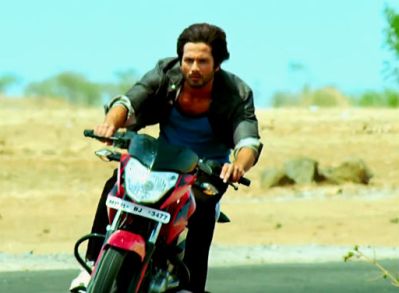 2nd Week Tuesday Box Office Collection Of R...RAJKUMAR