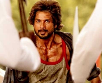 5th Day Tuesday Box Office Collection Of R...RAJKUMAR