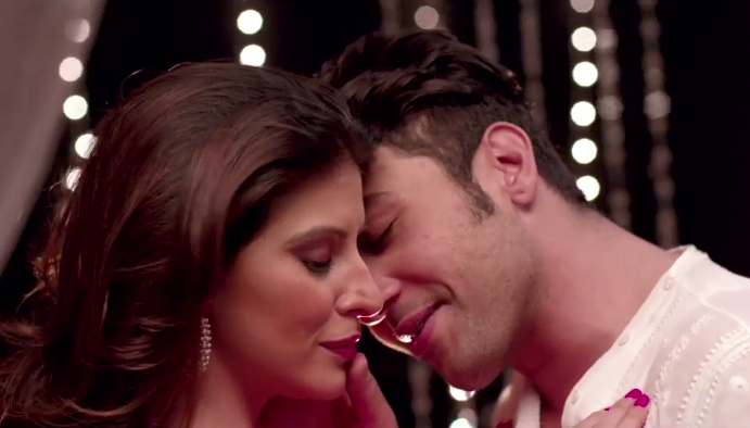 Bomb Kudi Official Video | Luckhnowi Ishq | Adhyayan Suman, Karishma Kotak