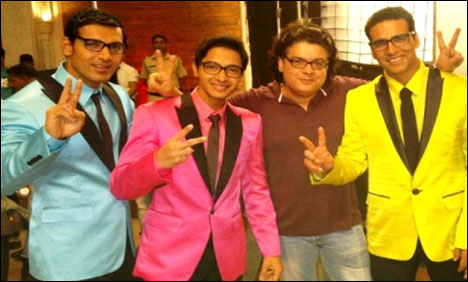 Exclusive Original Promo Of HOUSEFULL 2