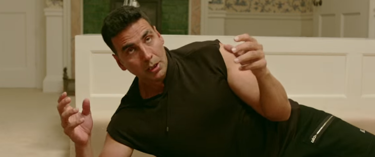 Jacqueline Is Frustrated With Akshay’s Split Personality | Housefull 3 | Dialogue Promo