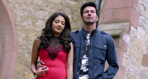 Khawabo Mein Dekhi Thi Jo Angdayeenyan, Spark, Rajniesh Duggall, Subhashree Ganguly