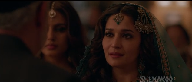 Dedh Ishqiya - Official Theatrical Trailer | Madhuri Dixit - Naseeruddin Shah - Arshad Warsi - Huma