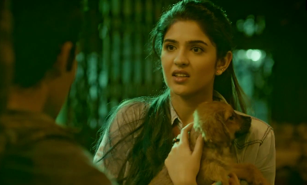 Karishma rescues a little puppy - Lekar Hum Deewana Dil (Dialogue Promo 3)