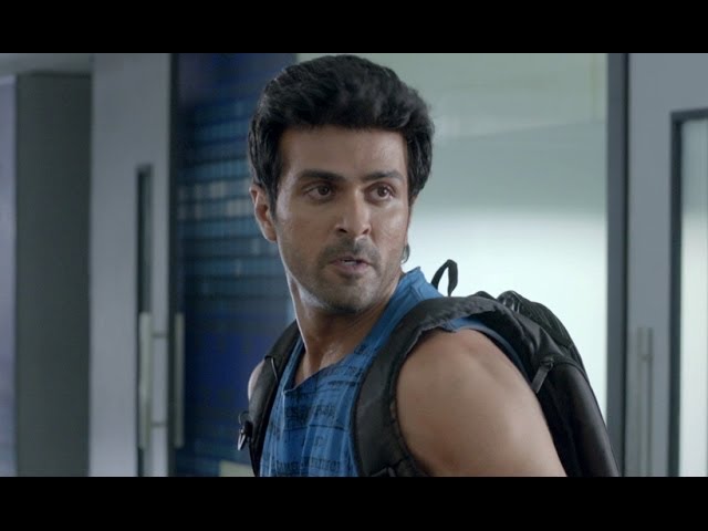 Harman Baweja is a gangster - Dishkiyaoon (Dialogue Promo 3)