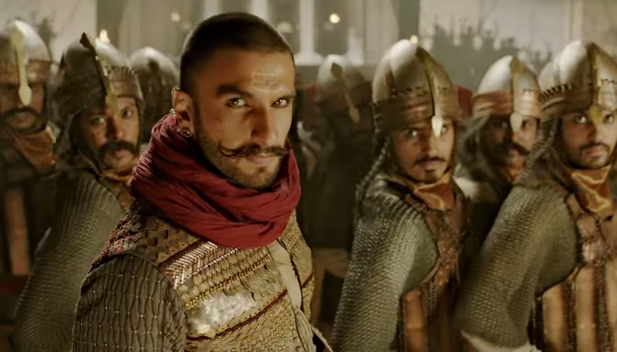 Malhari Official Video Song | Bajirao Mastani | Ranveer Singh