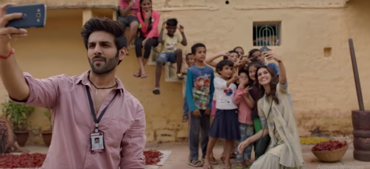 Luka Chuppi: Photo Song | Kartik Aaryan, Kriti Sanon | Karan S | Goldboy | Tanishk Bagchi | Nirmaan