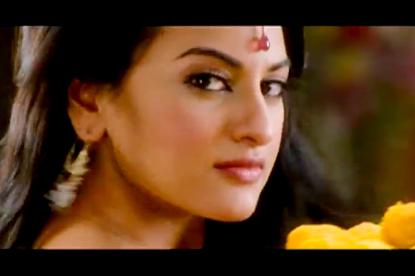 Rowdy Rathore Dialogue Promo No. 1 - CHUTKI