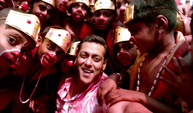 Selfie Le Le Re VIDEO Song | Bajrangi Bhaijaan | Salman Khan | T-Series