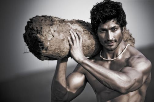 COMMANDO Movie Official Trailer ft. Vidyut Jamwal and Pooja Chopra